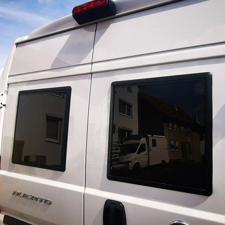 VanSquare window for campervans and motorhomes with blind and mosquito net