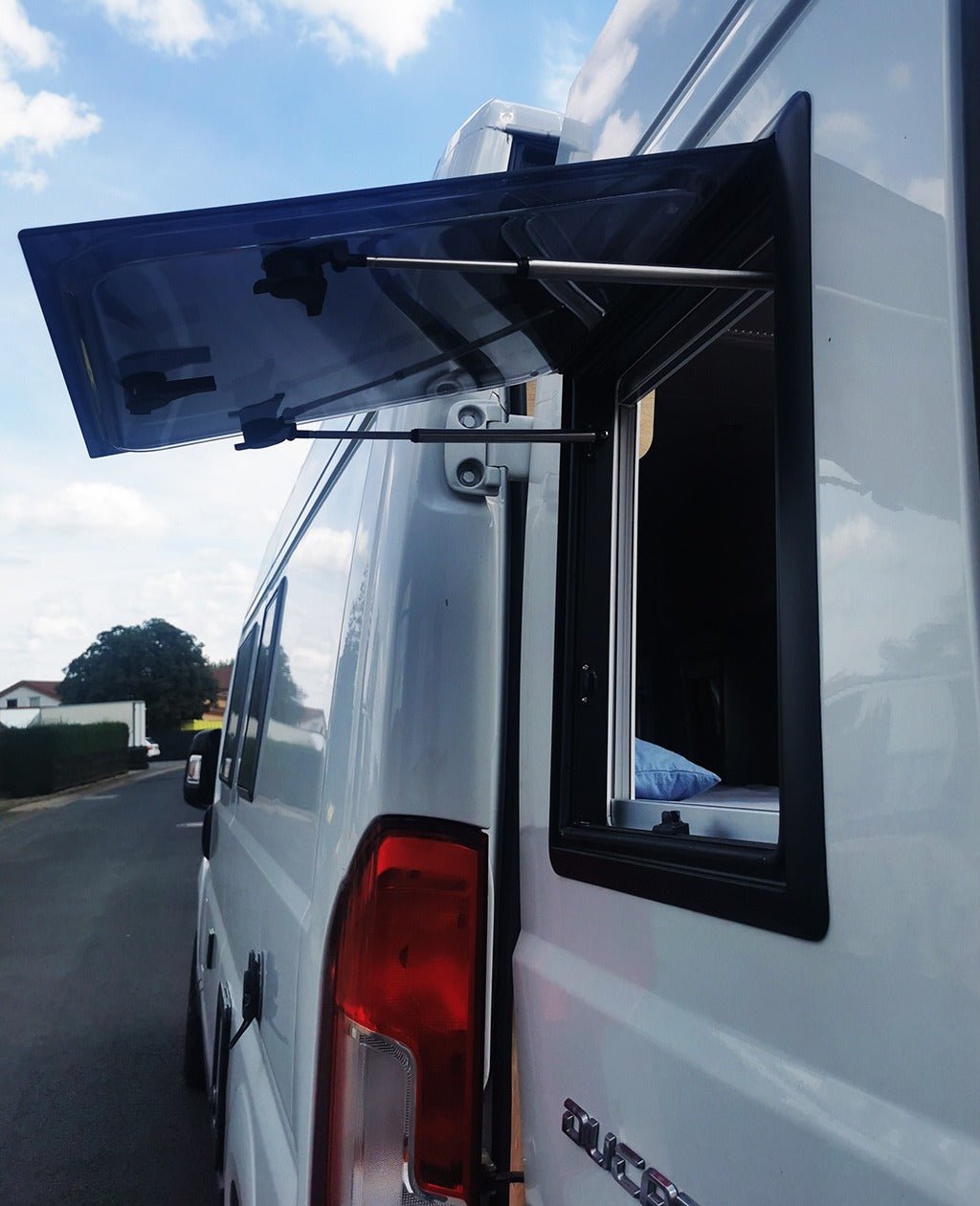 VanSquare window for campervans and motorhomes with Sikaflex adhesive
